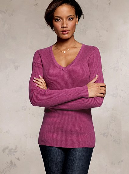 2022-01-27-0010_3 Victorias Secret Moda International Yivli Pamuk V Yaka Kazak (Pembe, XS)