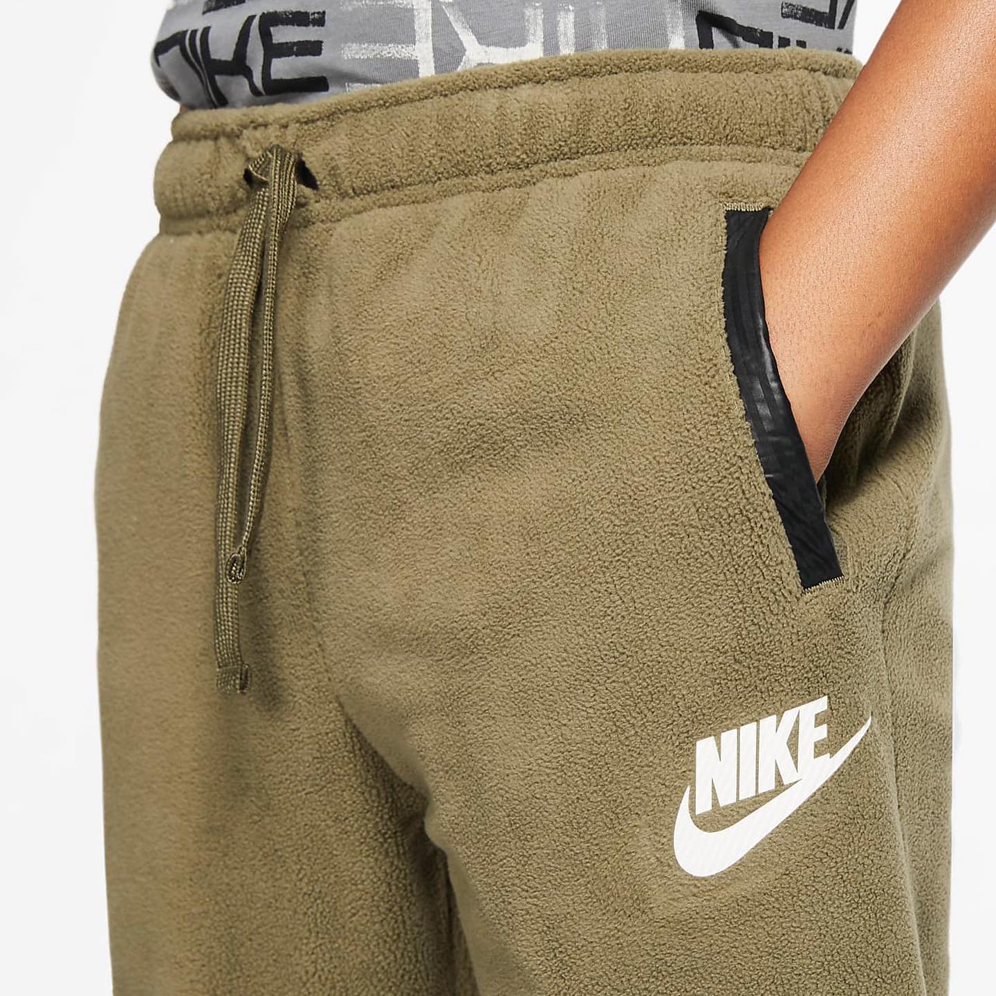 Nike Çocuk Sportswear Kışa Hazır Trousers Eşofman Altı BV4510-222 (Renk Yeşil / Beden S, 10-12 Yaş) Nike Çocuk Sportswear Kışa Hazır Trousers Eşofman Altı BV4510-222 (Renk Yeşil / Beden S, 10-12 Yaş)