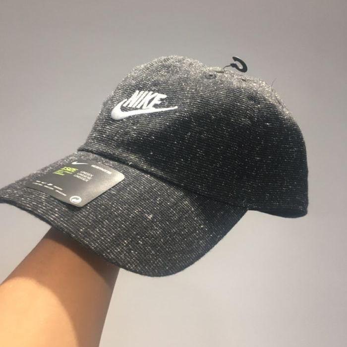 Nike Unisex Sombrero Sportswear Heritage 86 Gorra Ayarlanabilir Şapka CW6325-010 (Renk Siyah / Beden Standart) Nike Unisex Sombrero Sportswear Heritage 86 Gorra Ayarlanabilir Şapka CW6325-010 (Renk Siyah / Beden Standart)